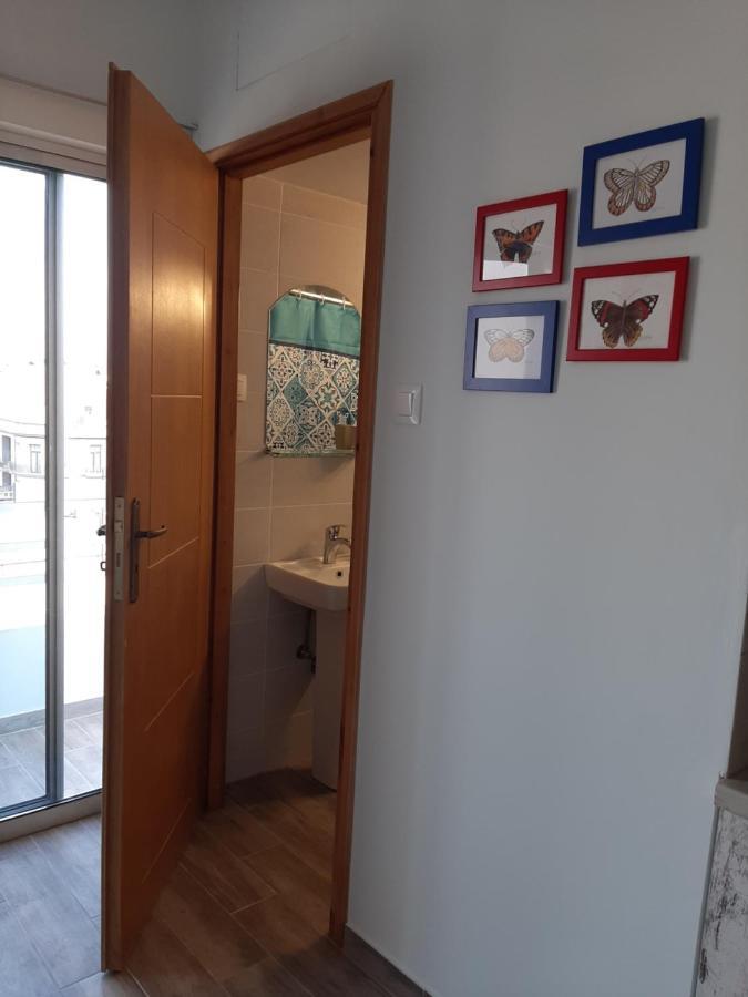 Central Mark Loft Volos Eksteriør bilde