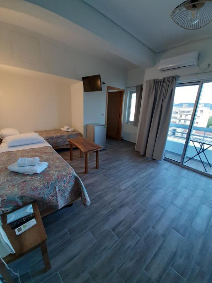 Central Mark Loft Volos Eksteriør bilde