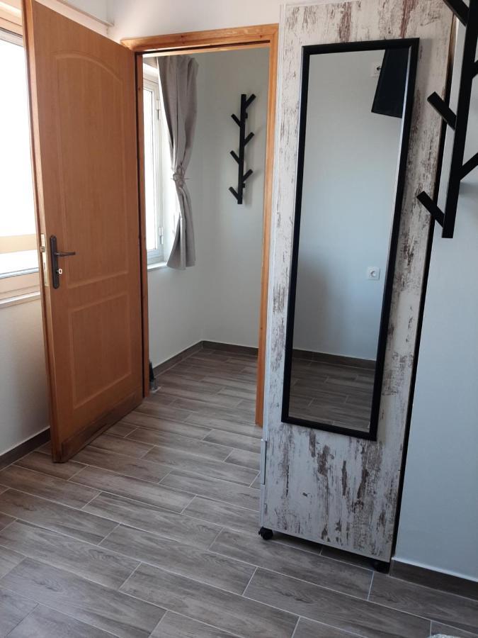 Central Mark Loft Volos Eksteriør bilde